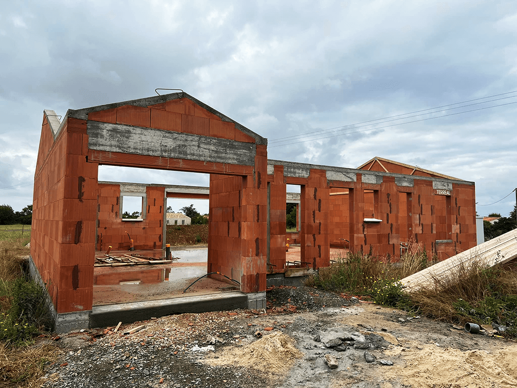 Réalisations de maçon à Luçon par Vendée terrassement Moreau Bâtiment